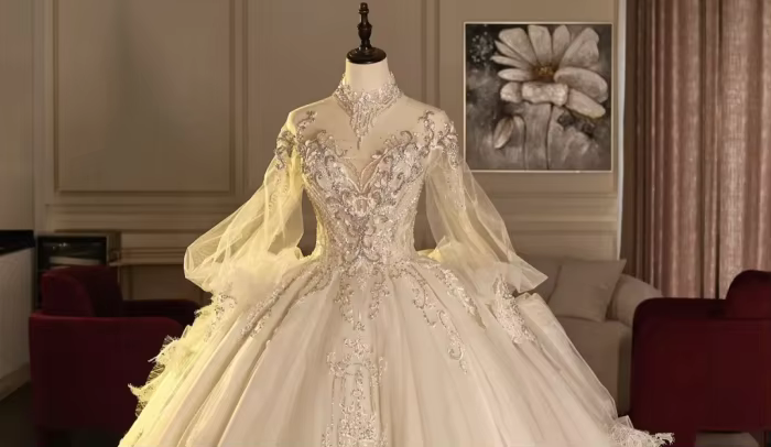 Frais de personnalisation de la robe de mariée
