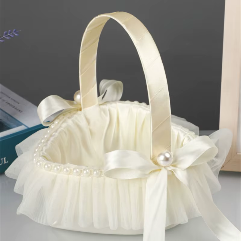 Panier de demoiselle d'honneur de mariage paniers en forme de coeur en dentelle simple pour bonbons