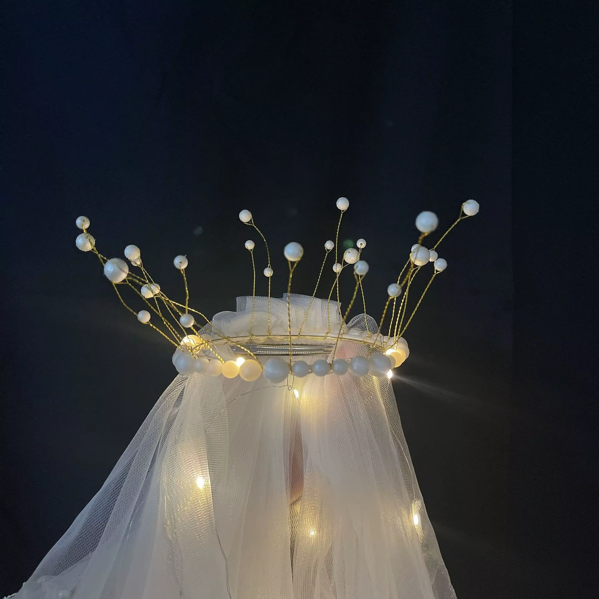 Voile lumineux LED blanc à 2 niveaux avec épingle à cheveux