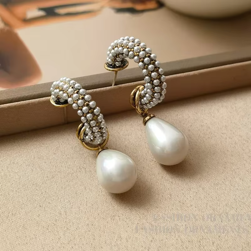 Boucles d'oreilles en forme de larme simulées pour femmes