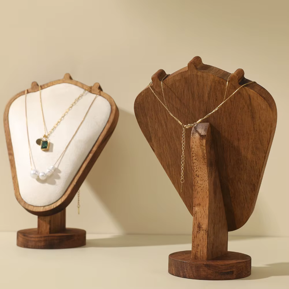 Cadre d'exposition de bijoux en bois