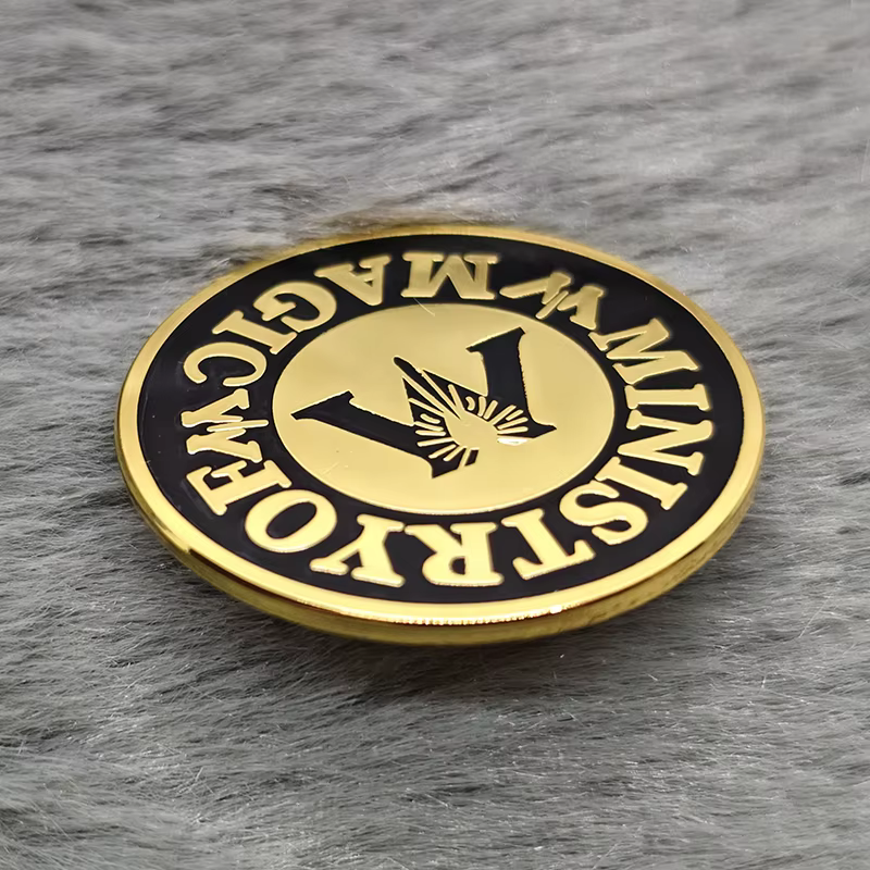 Ministère de la magie emblème magicien émail broche mignon Anime métal revers Badges pour sacs à dos broches mode bijoux cadeaux
