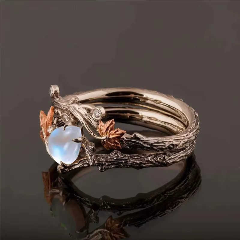 Bague Vintage en pierre de lune feuille d'érable