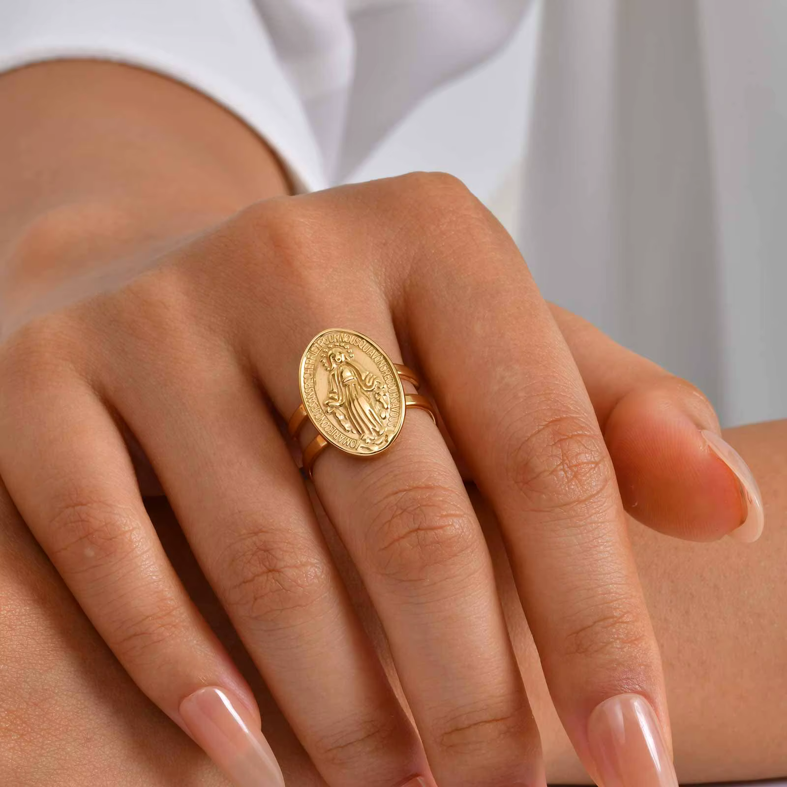 Bague de prière vierge marie plaquée or de haute qualité