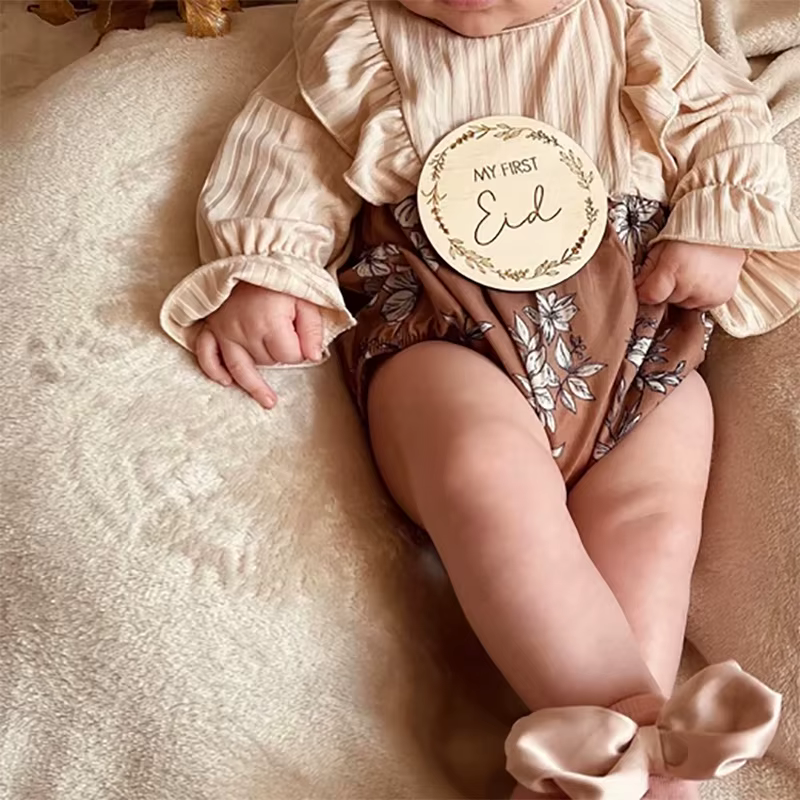 Carte de jalons en bois islamique pour bébé