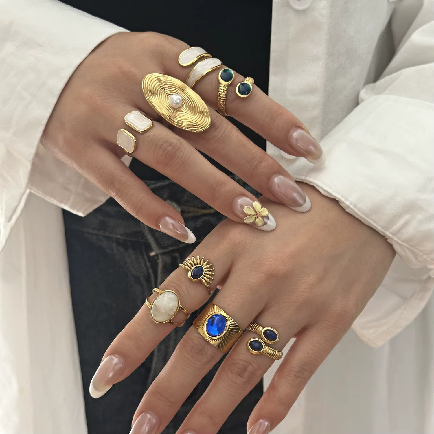 Bague ouverte vintage française en nacre pour femme
