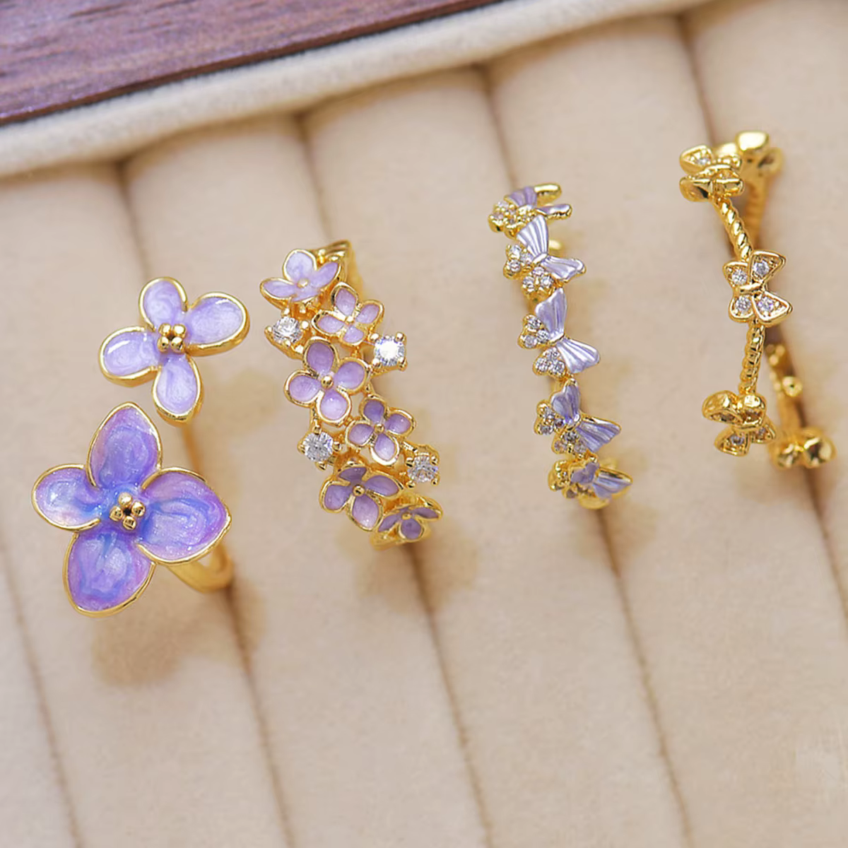 Bague ouverte papillon pour femme
