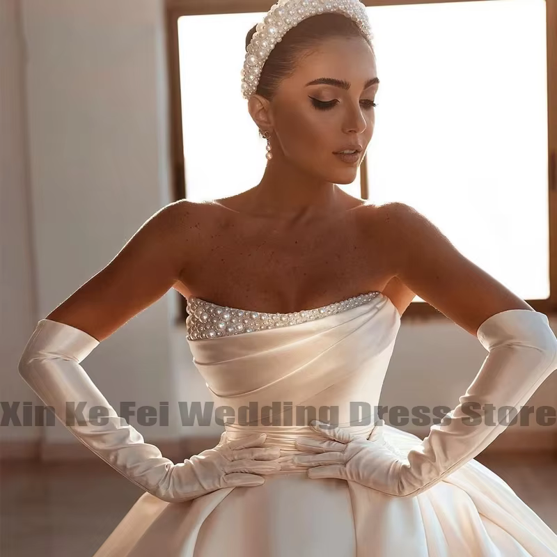 Robe de Mariée Élégante en Satin