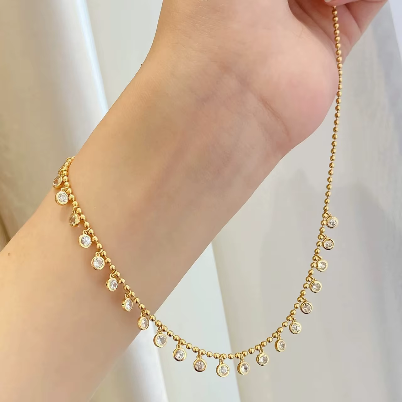 Foyimagination-Petit collier incrusté rétro exquis pour femme