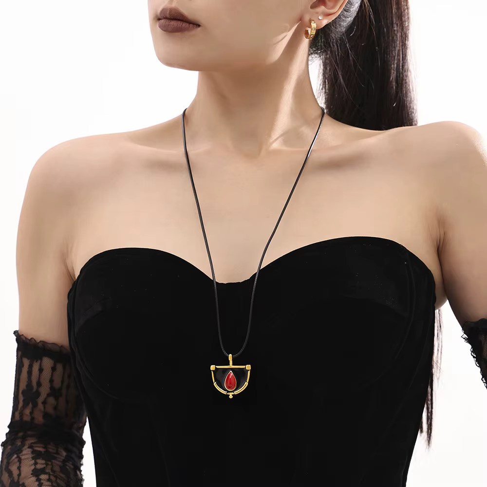 Collier en acier inoxydable pour femmes