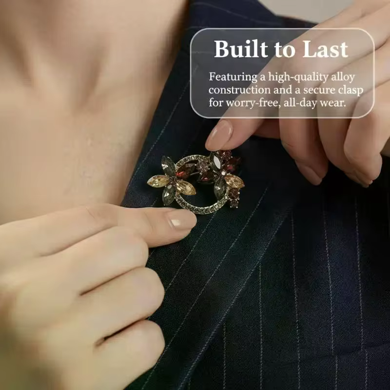 Broche en strass - Accessoire de luxe pour femme