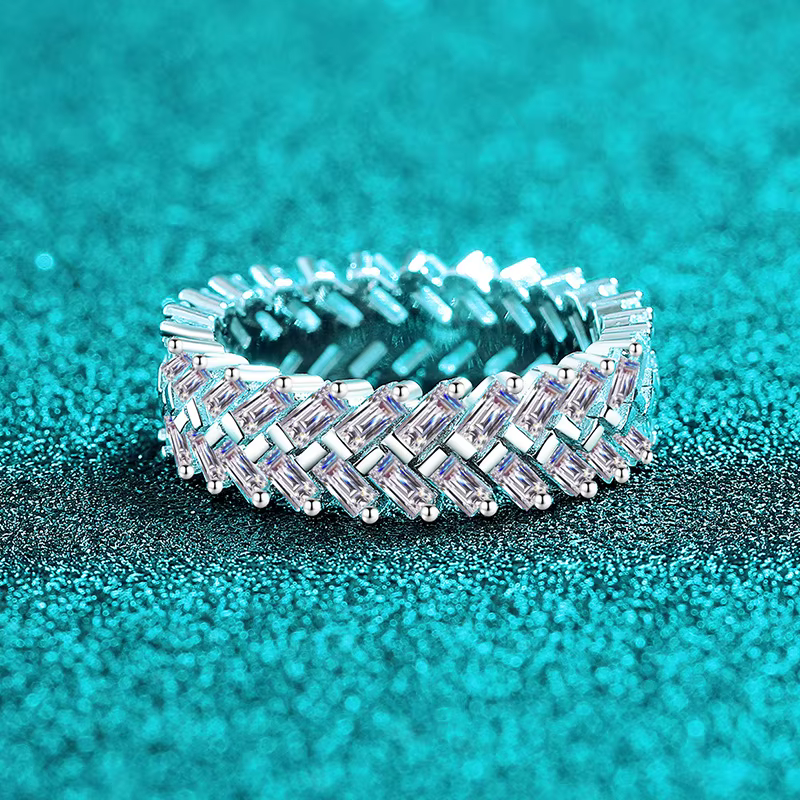 Bague élégante en platine PT950 avec moissanite intégrale de 3
