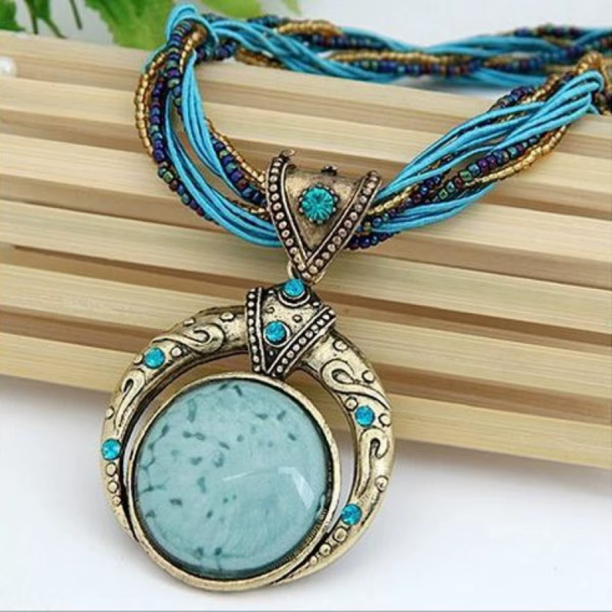 Collier de perles multicouches de style bohème rétro populaire