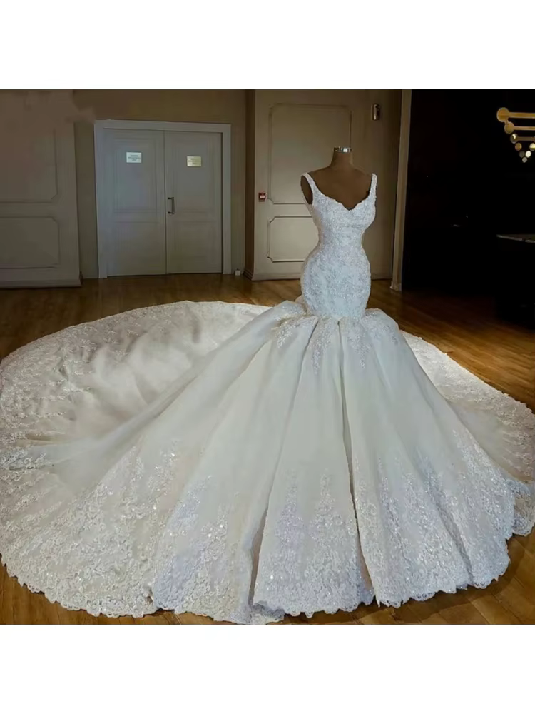 Robe de mariée blanche personnalisée 2026
