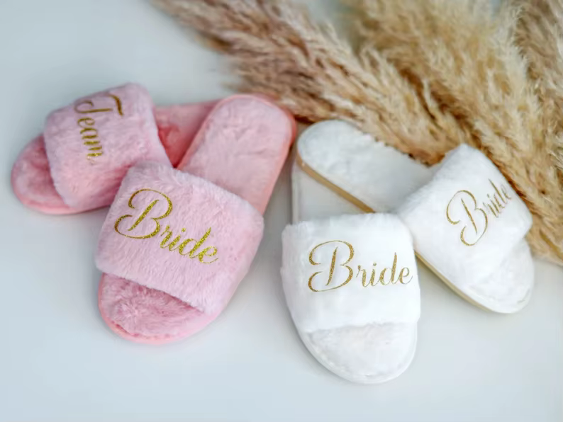 Pantoufles moelleuses personnalisées pour demoiselles d'honneur