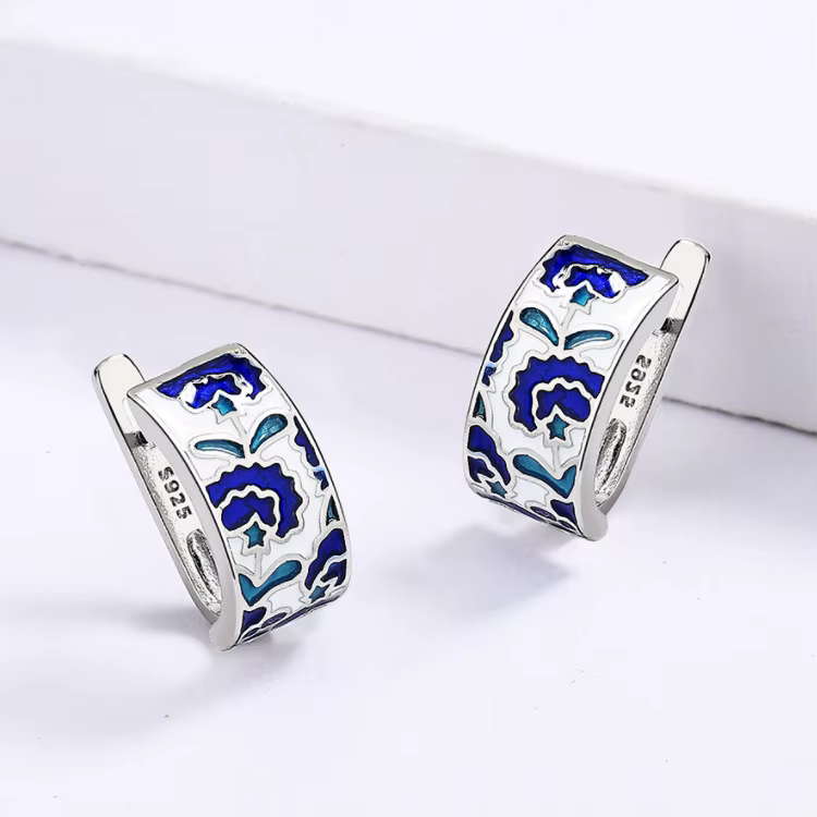 925 argent classique créatif à la main bleu émail boucles d'oreilles pour dames fleur forme