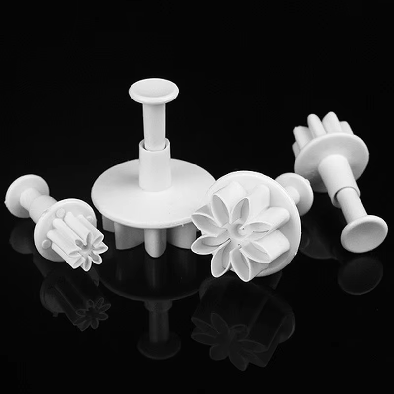 Coupe-piston pour biscuits