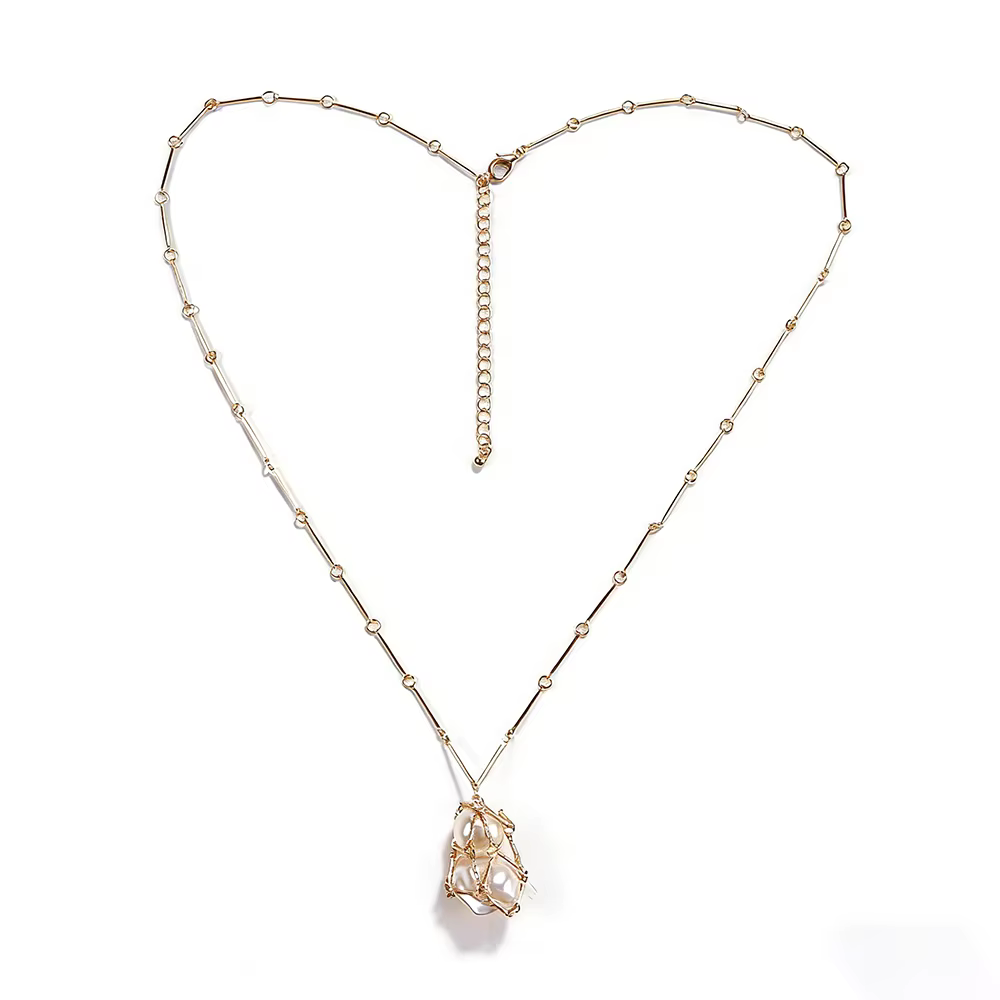 Collier ras du cou moderne et romantique avec perles en cage et chaîne satellite