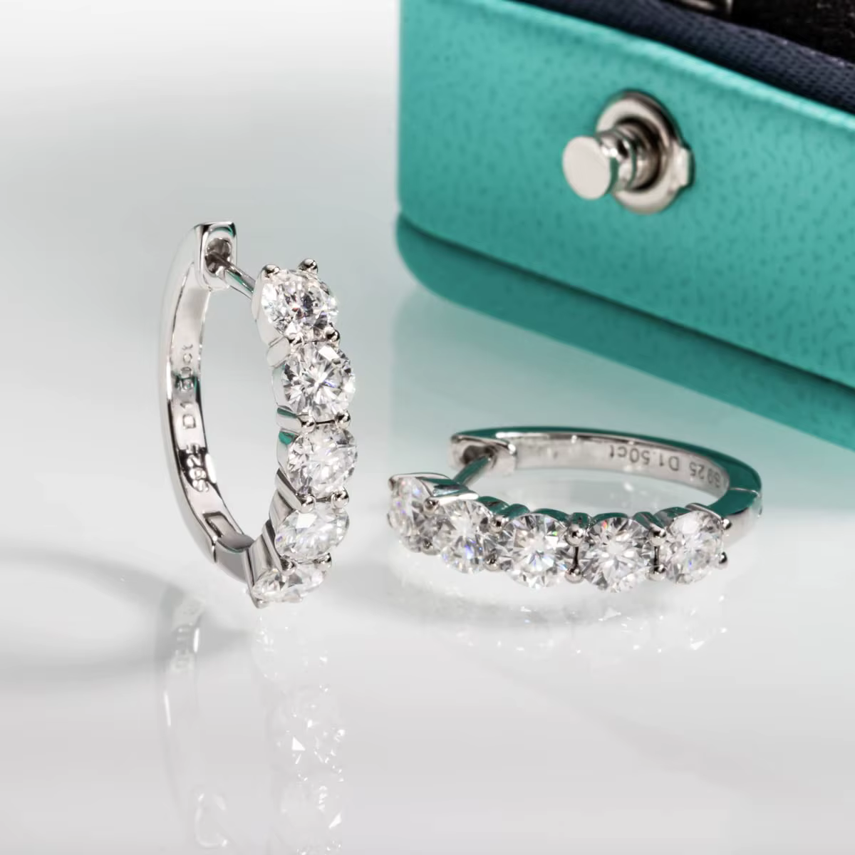Boucles d'oreilles créoles Metis 3 carats en moissanite