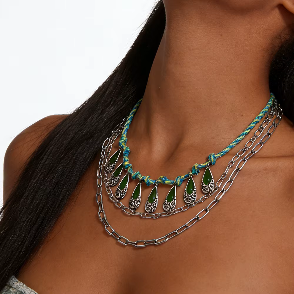 Collier (vert/rouge) Bijou audacieux parfait pour les brunchs