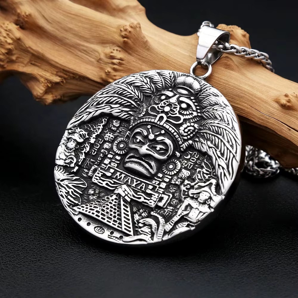 Collier pendentif rétro en acier inoxydable