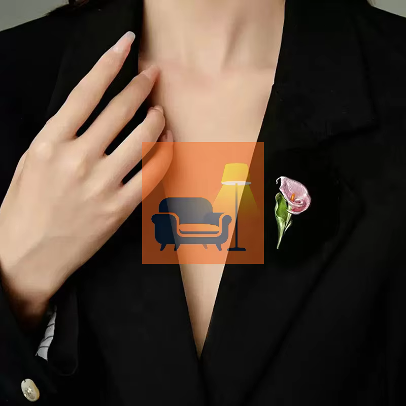 Jolis broches en forme de fleur de lys pour femmes