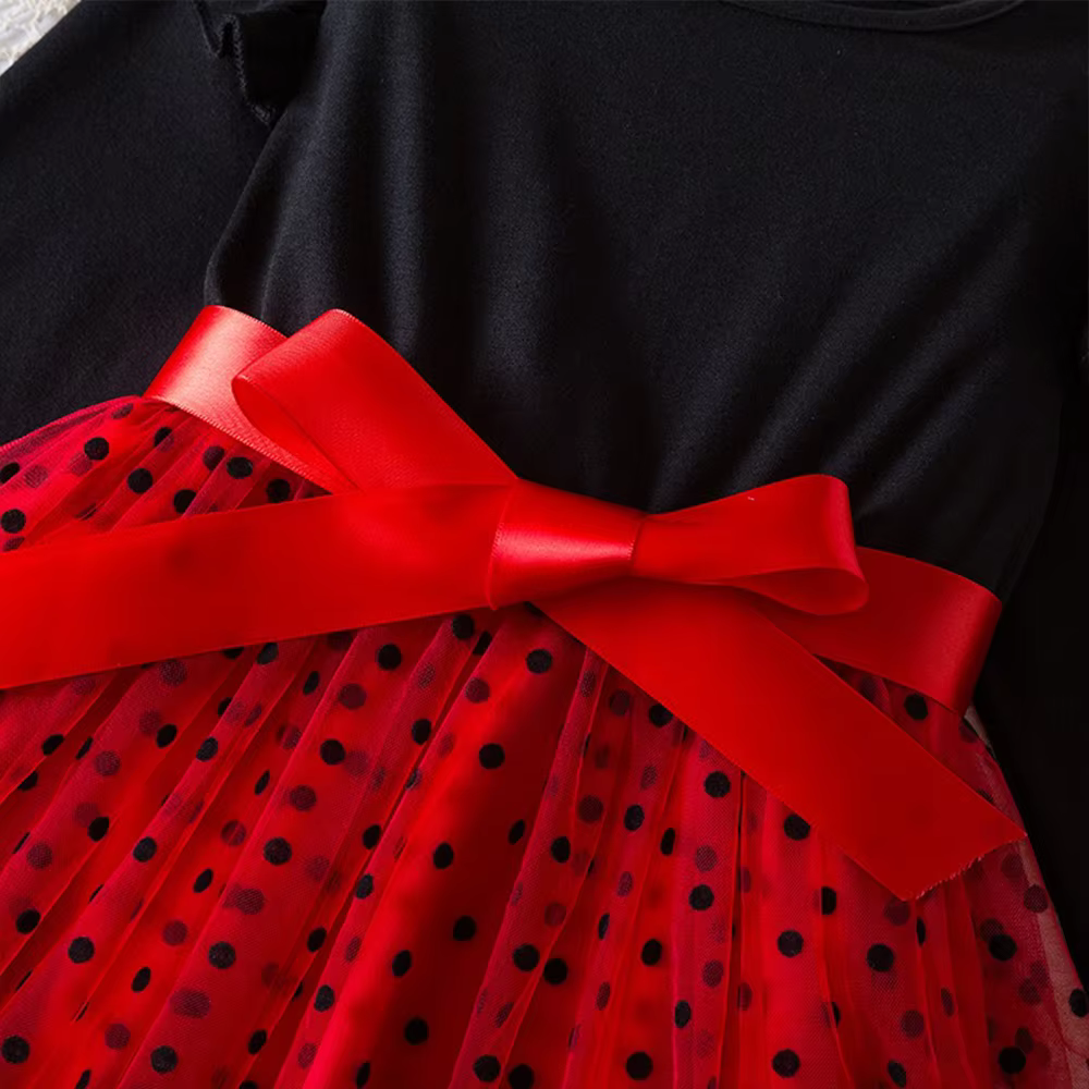 Robes rouges à manches longues pour filles