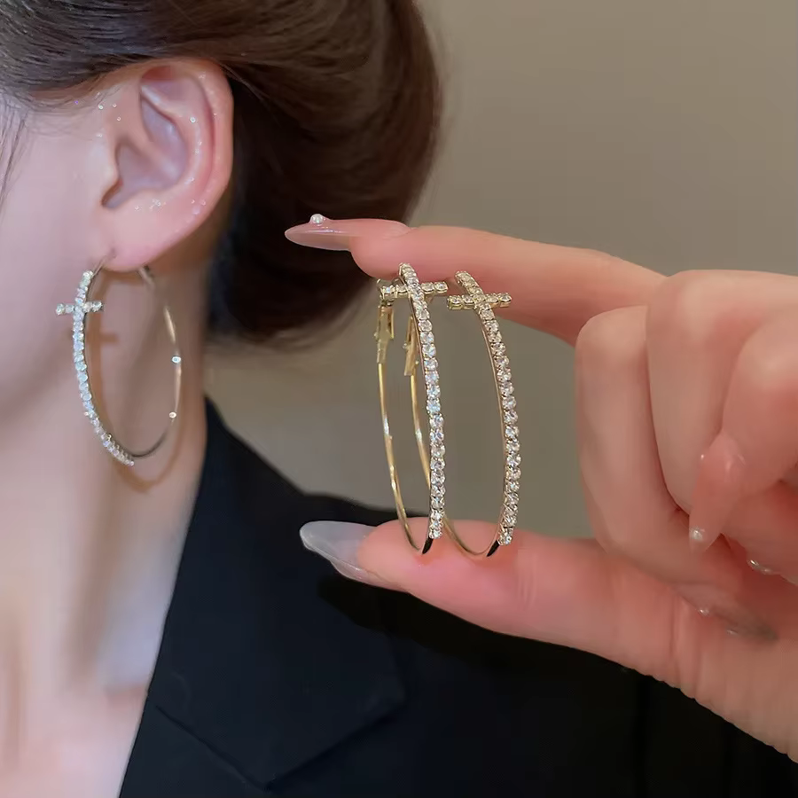 Boucles d'oreilles en forme de grand cercle pour femmes