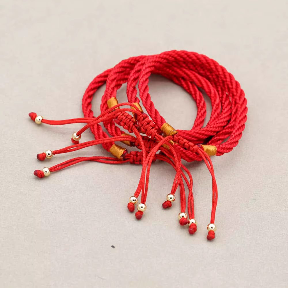 Bracelets porte-bonheur en corde rouge pour femmes