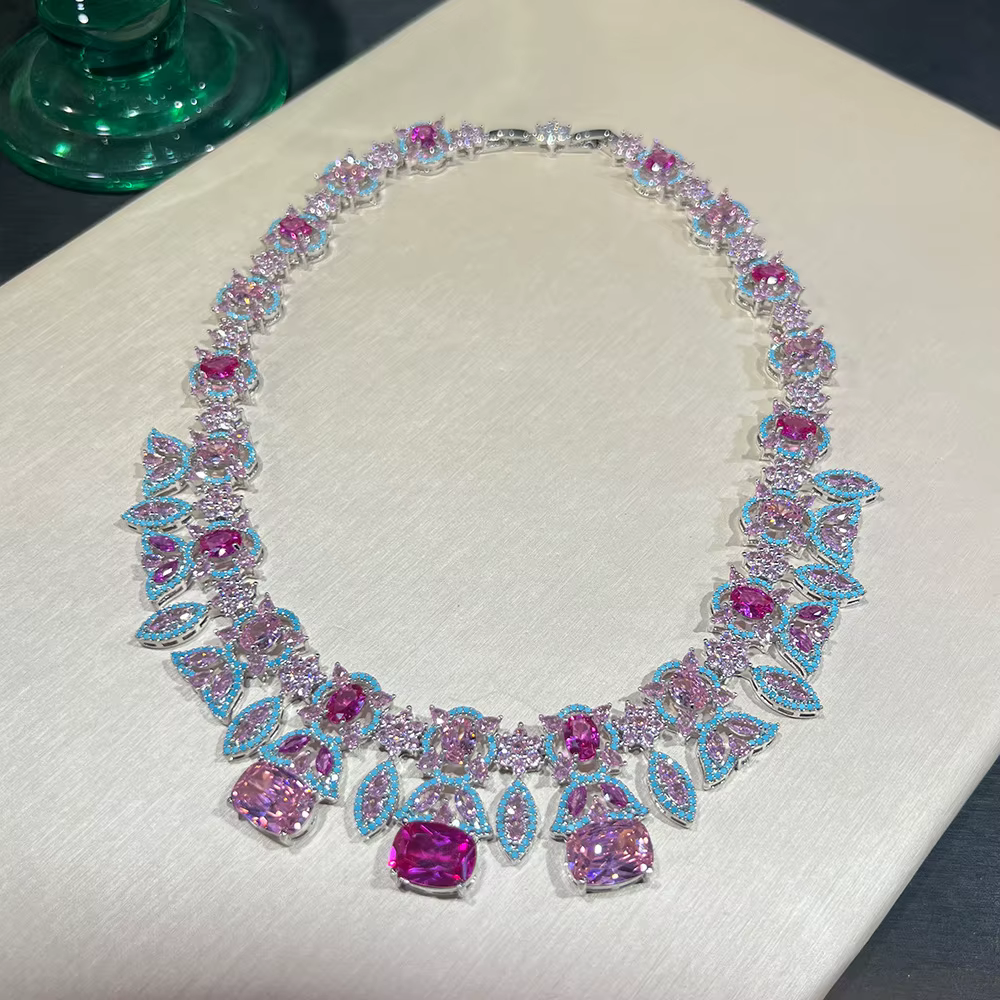 Ensemble de bijoux de mode en cuivre incrusté de zircon