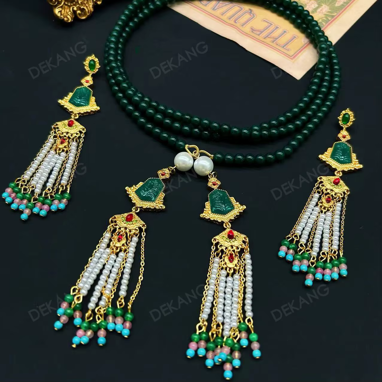 Nouveau Collier et boucles d'oreilles totem à thème ethnique de perles à franges de Style chinois
