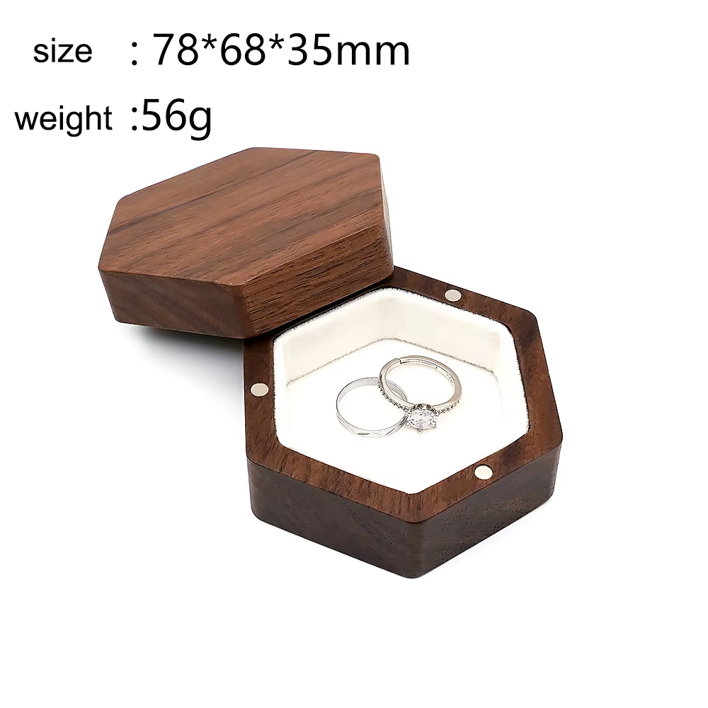 Boîte à bijoux en bois massif
