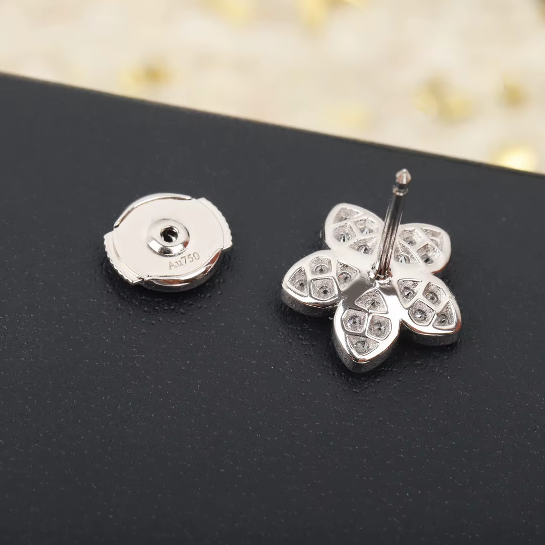 Nouvelle collection 2026 : Boucles d'oreilles clous en argent sterling 925 pur