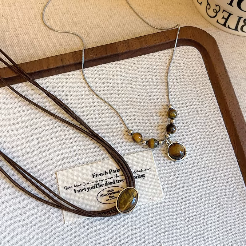 Pendentifs et colliers en pierre d'oeil de tigre naturel pour femmes