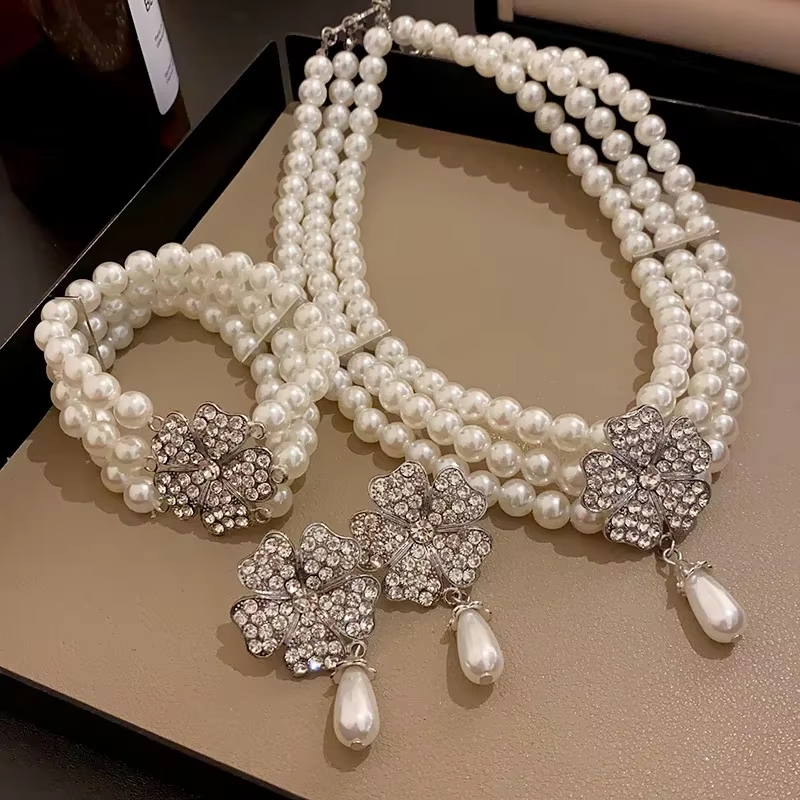 Parures de bijoux pour femmes