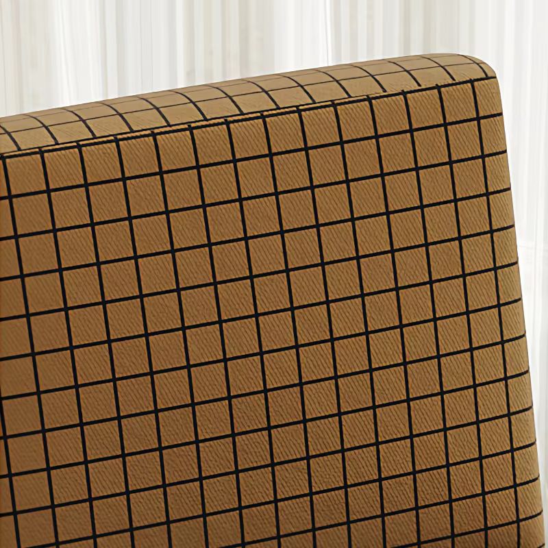 Chaise de créateur pour salon de manucure