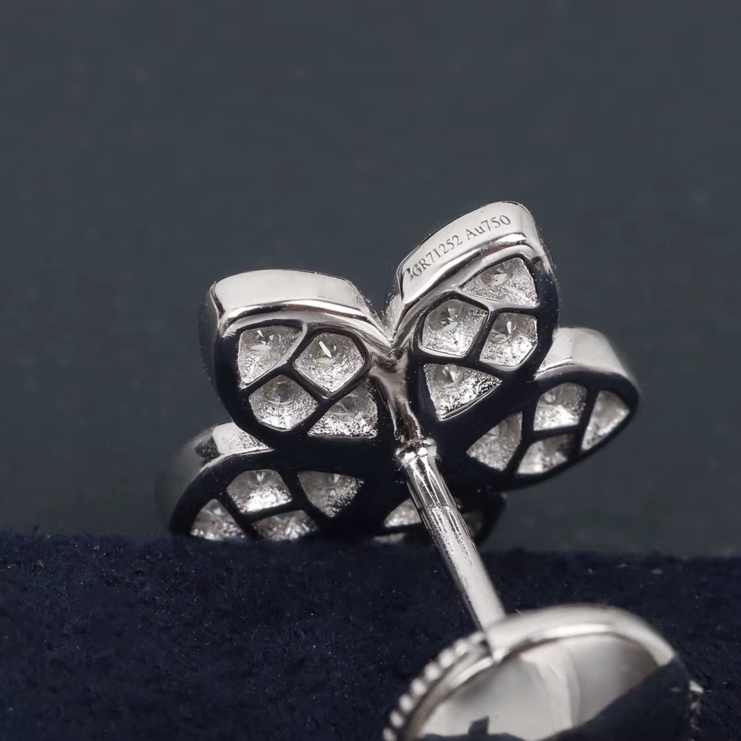 Nouvelle collection 2026 : Boucles d'oreilles clous en argent sterling 925 pur