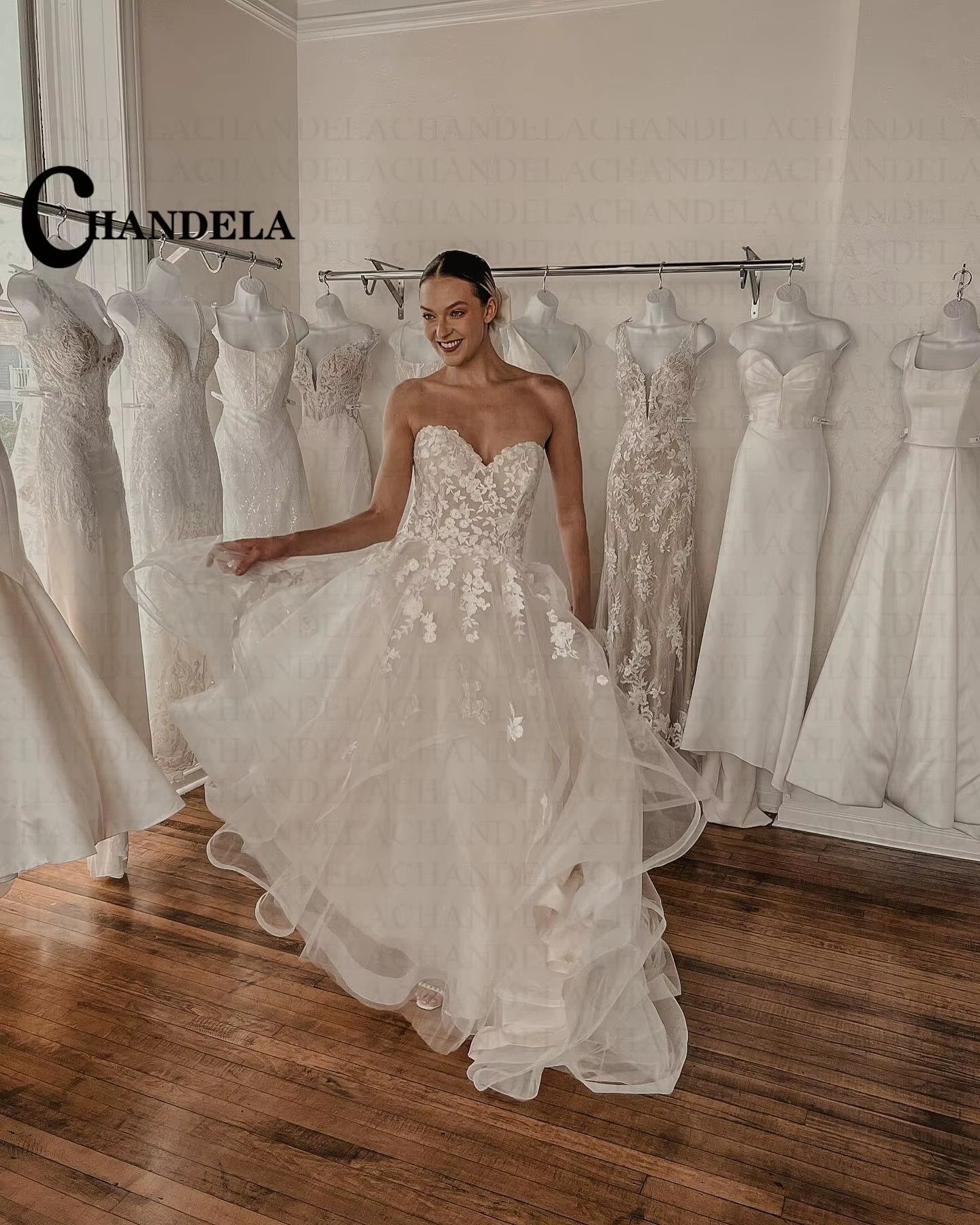 Robe de mariée à volants pour femme
