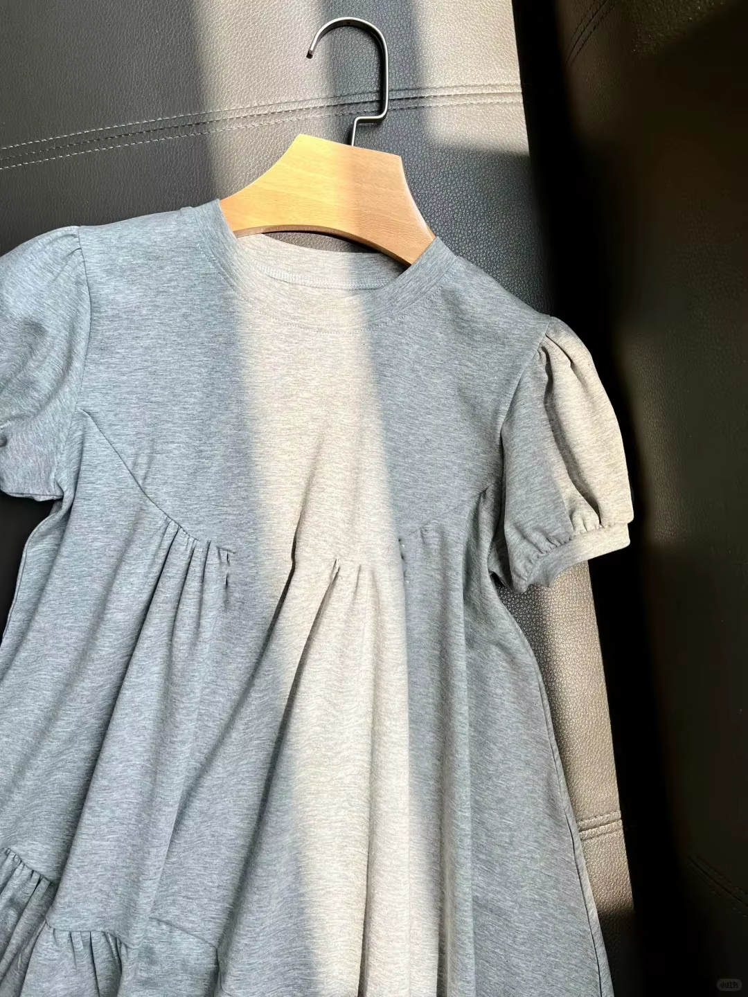 Robes grises à ourlet irrégulier pour femmes