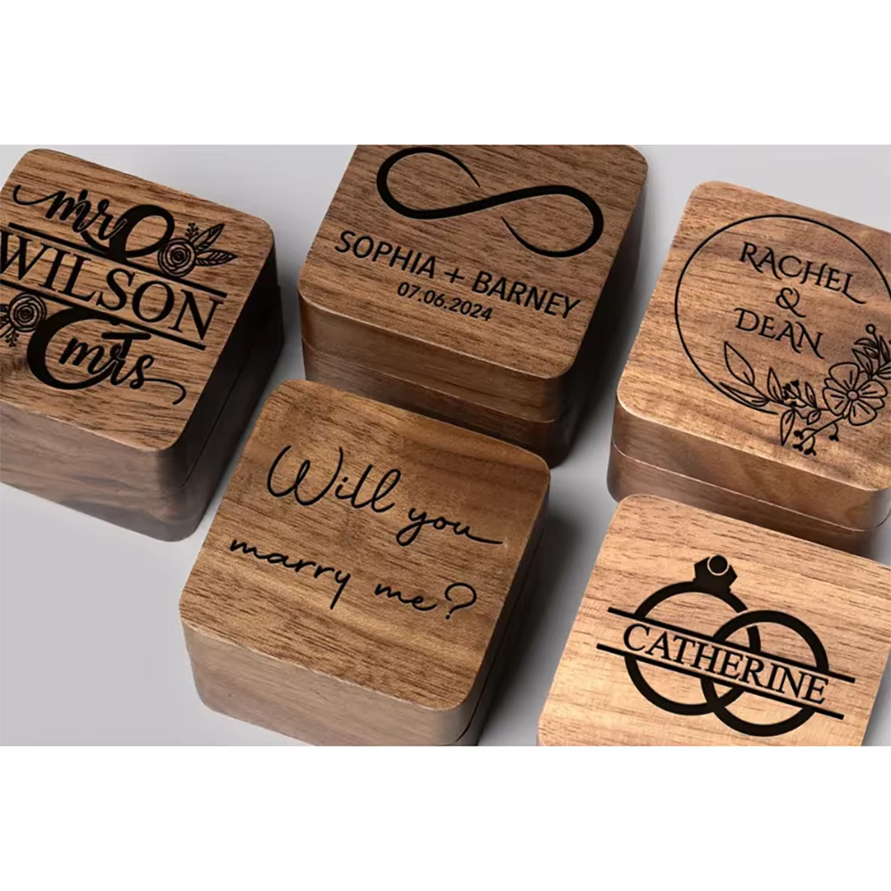 Boîte à bagues de mariage en bois personnalisée