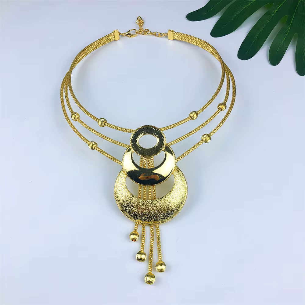 Ensemble de bijoux plaqués or 18 carats pour femmes