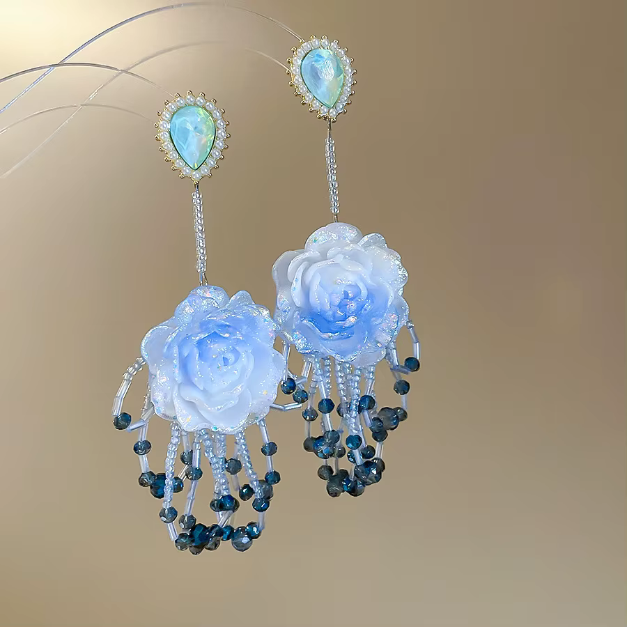 Boucles d'oreilles en perles en forme de goutte de rose