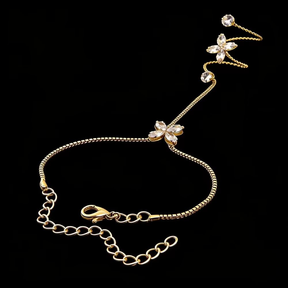 Bracelet-bague intégré en zircon avec pampilles