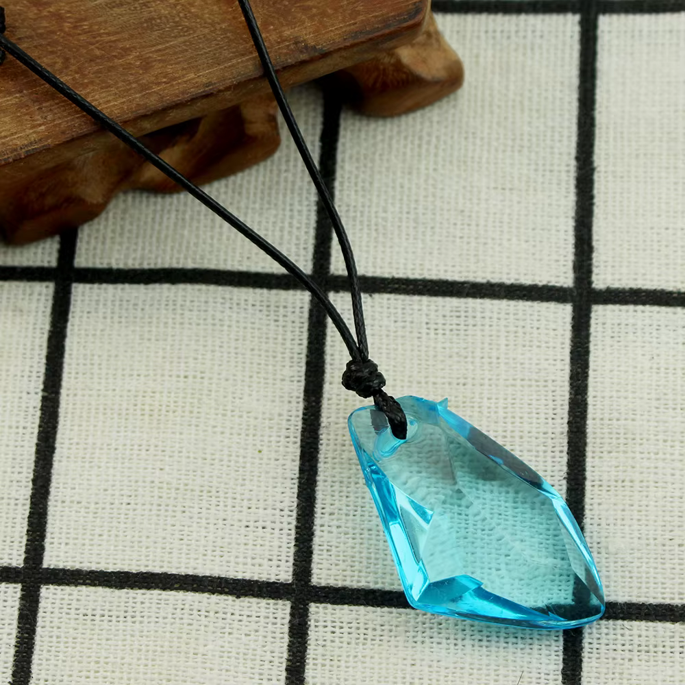 Collier pendentif en pierre de lune série TV H2o