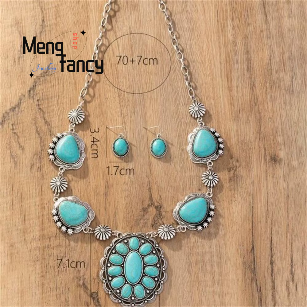 Collier avec incrustation d'argent tibétain naturel
