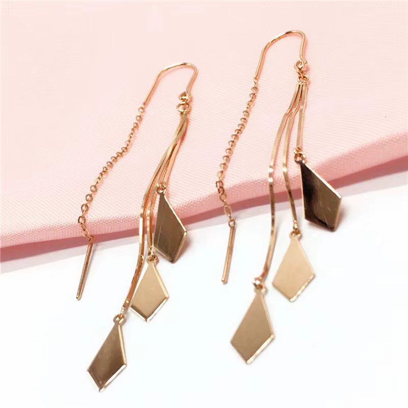 Boucles d'oreilles pompon diamant brillant pour femme