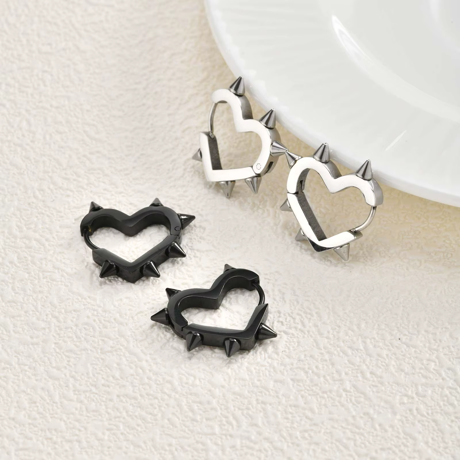 Boucles d'oreilles gothiques créatives Punk en forme de cœur