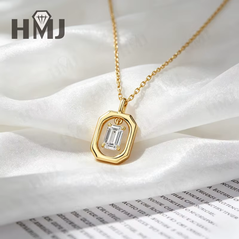 Pendentif vintage en moissanite