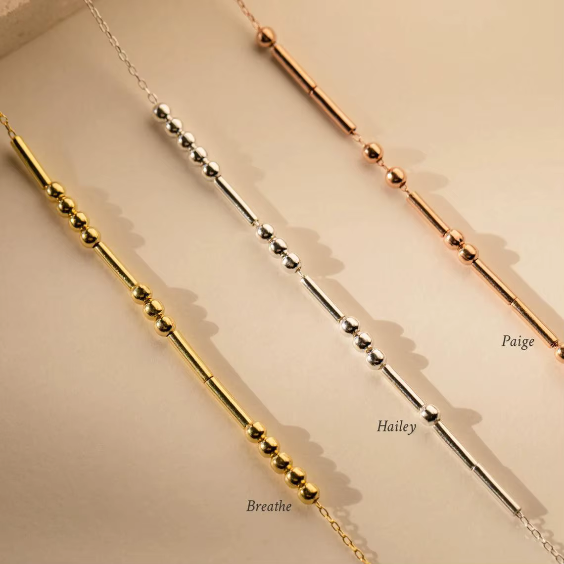 Collier personnalisé en code Morse avec noms sur mesure