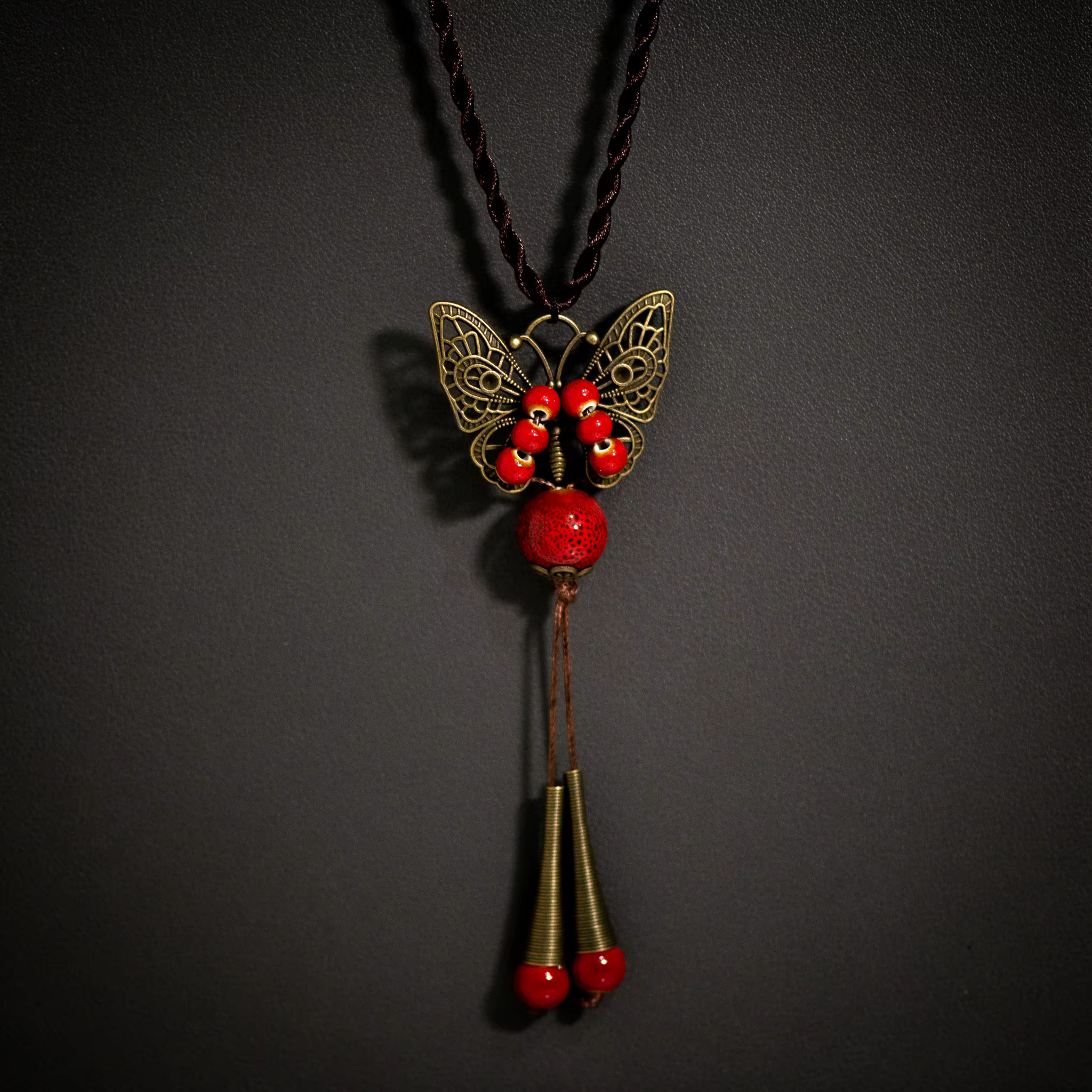Collier en céramique « Dreams papillon » fabriqué à la main avec pendentif de 80 cm avec breloque de style ethnique